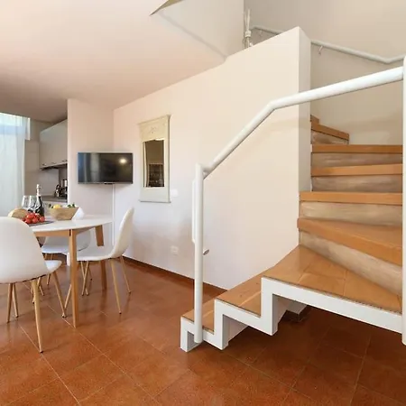 Magnolia Lägenhet *